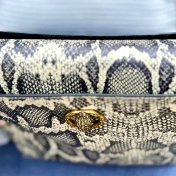 Kurt Geiger London The Chelsea Shoulder Bag Tote NWT - Picture 5 of 11